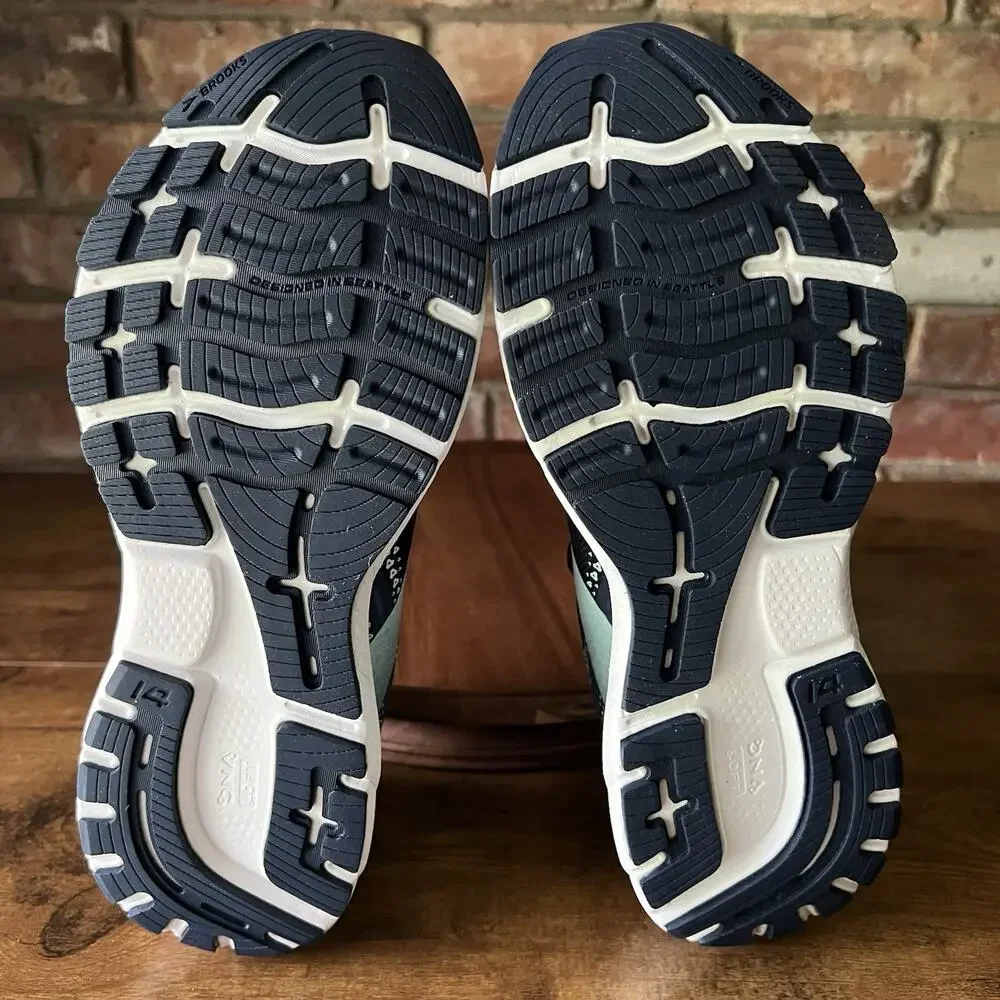Brooks Ghost 14 Womans 9.5 Neutral Cushion Running Navy White Sneakers Shoes